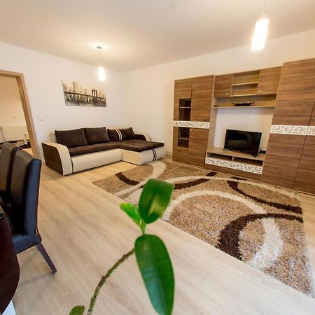 Terezianum Apartments, Free Parking Sibiu Luaran gambar