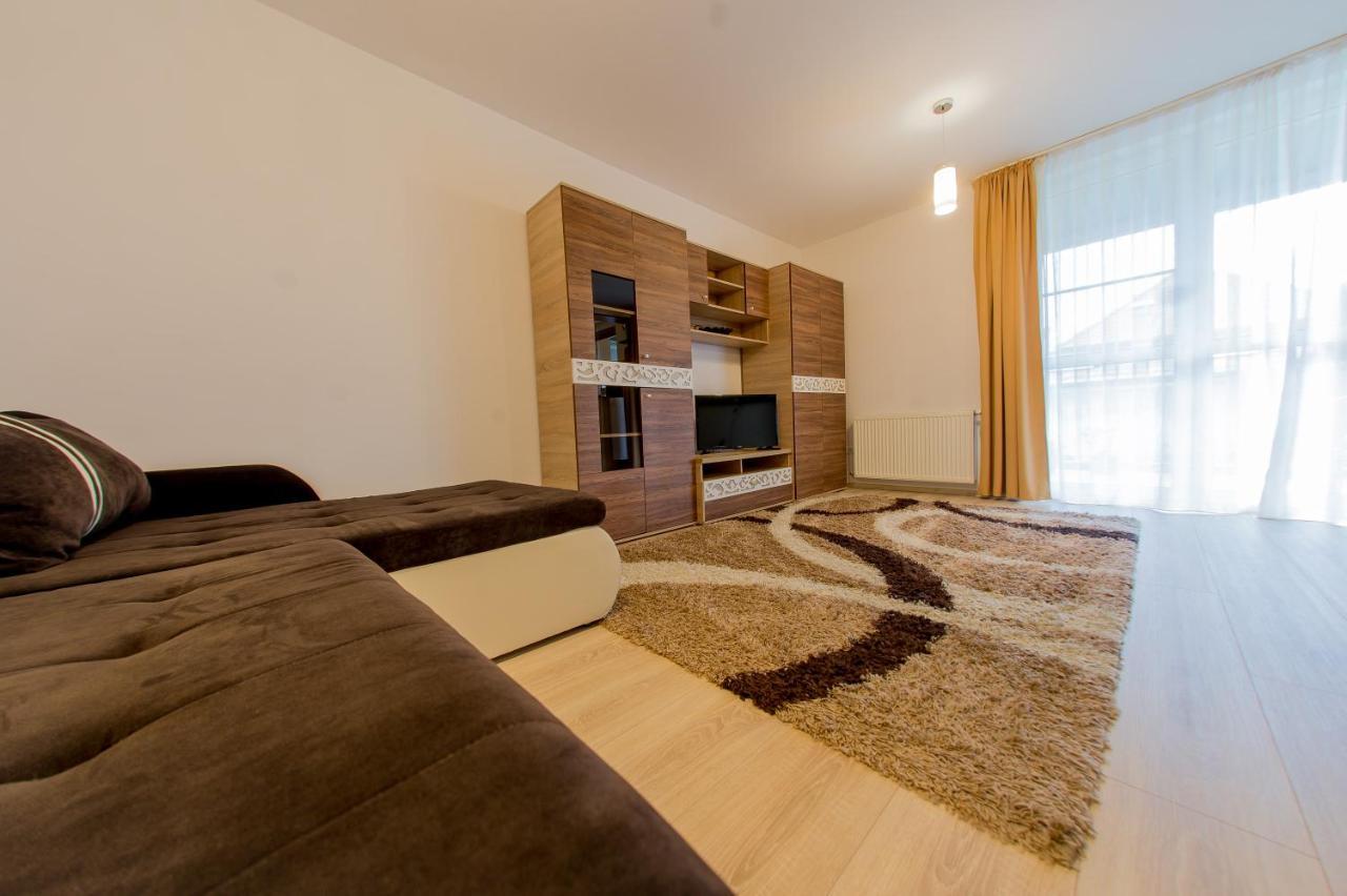 Terezianum Apartments, Free Parking Sibiu Luaran gambar