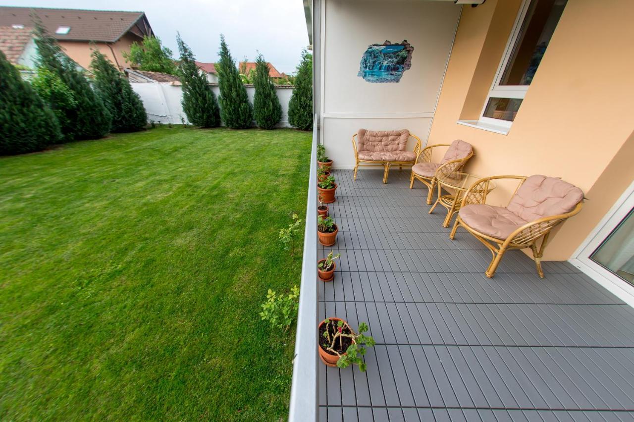 Terezianum Apartments, Free Parking Sibiu Luaran gambar