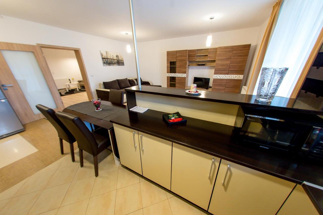 Terezianum Apartments, Free Parking Sibiu Luaran gambar