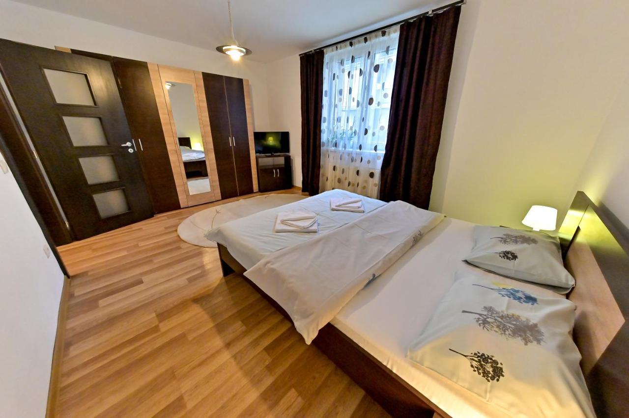 Terezianum Apartments, Free Parking Sibiu Luaran gambar