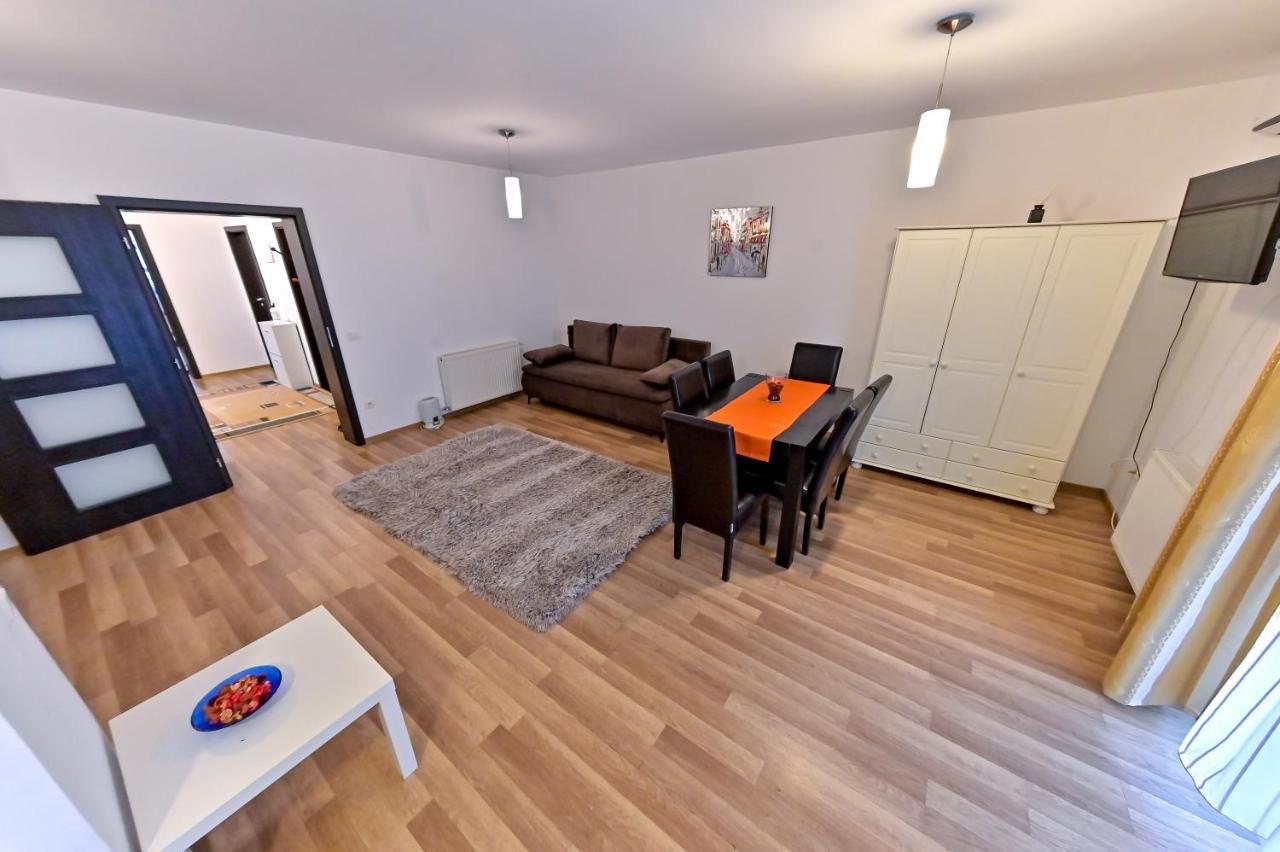 Terezianum Apartments, Free Parking Sibiu Luaran gambar