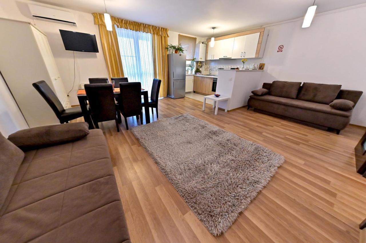 Terezianum Apartments, Free Parking Sibiu Luaran gambar