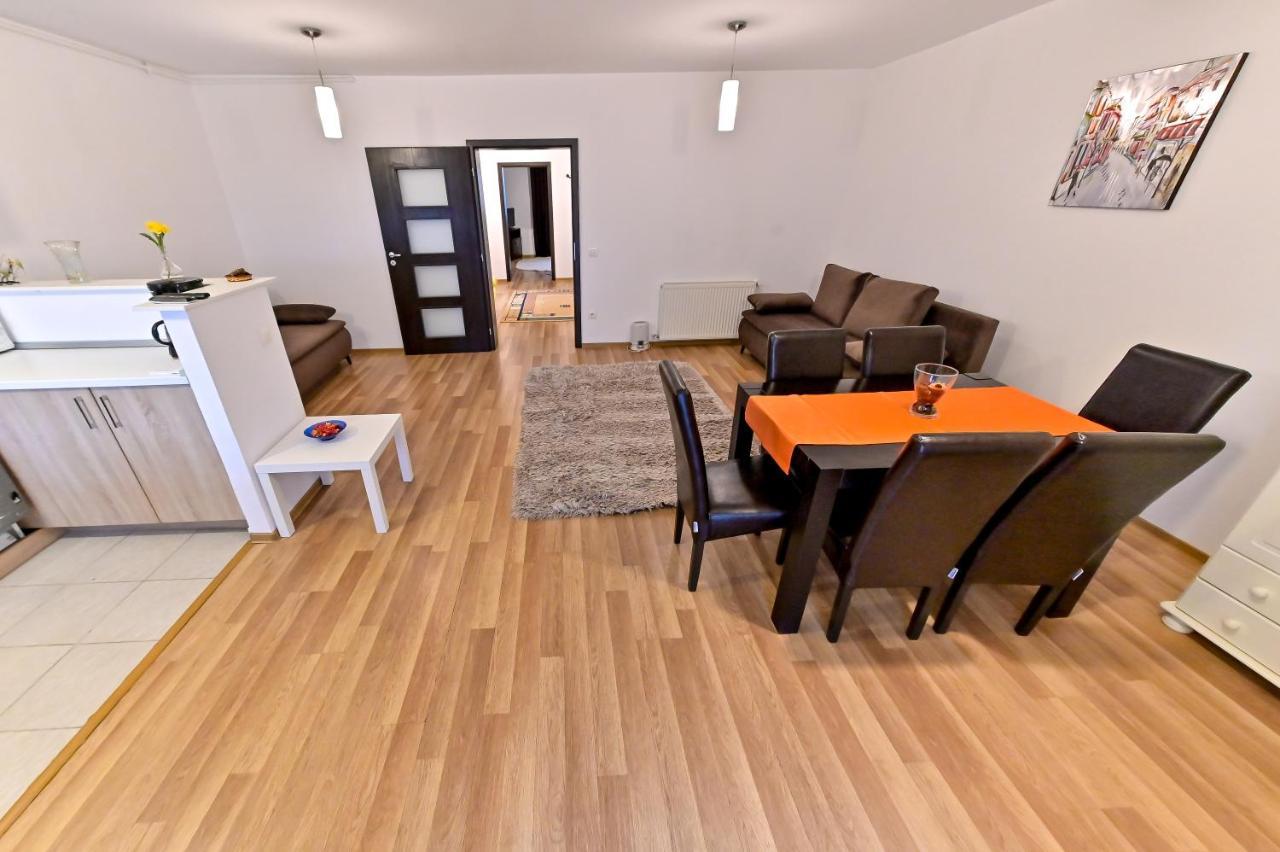 Terezianum Apartments, Free Parking Sibiu Luaran gambar